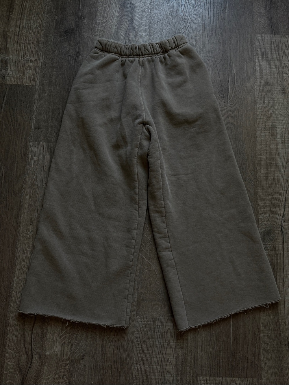 SLVRLAKE Driftwood Wide Sweat Pant Raw Hem Heavyweight Cotton SWLP501P